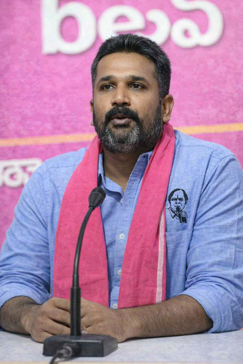 KTR hits out at Rahul Gandhi over arrest of BRS leader Manne Krishank