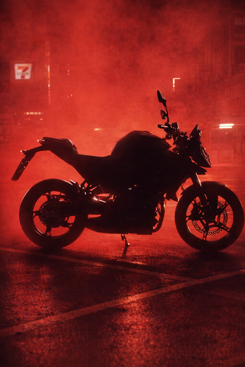 New BMW F 450 R to rival Tuono 457, debut scheduled for October 1