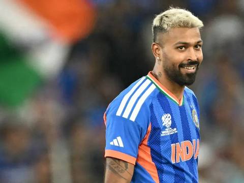 Gavaskar says Hardik Pandya is irreplaceable, urges India to stop looking for a replacement