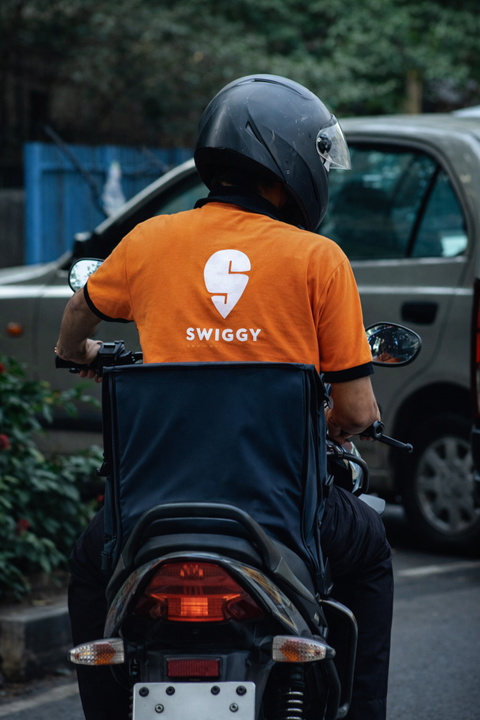 Swiggy sees food delivery growth rising to 25-30% on Toing push