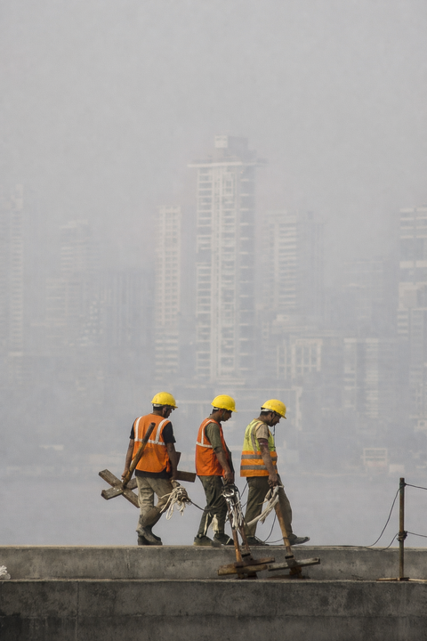 Richa Chadha raises alarm over Mumbai’s worsening air pollution