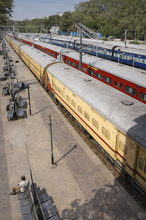 Indian Railways cancels all Mail and Express trains to New Delhi on October 10