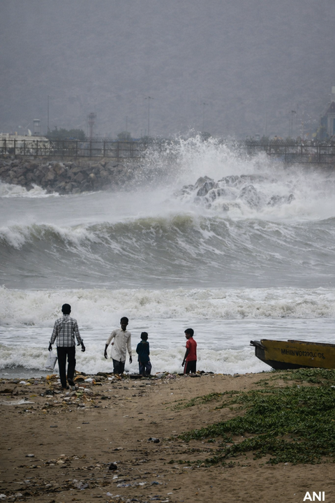 Cyclone Arnab puts Andhra Pradesh on high alert ahead of October 28 landfall