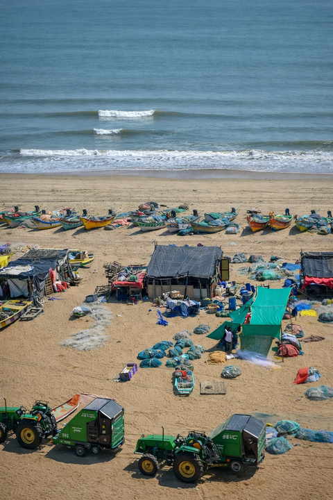 Cyclone Arnab forces cancellation of 22 trains until November 5 across India