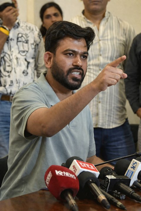 Cockroach Janta Party backs INDIA bloc’s November 1 protest against CEC
