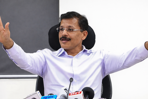 Tukaram Mundhe denies transfer, confirms he remains Maharashtra FDA chief