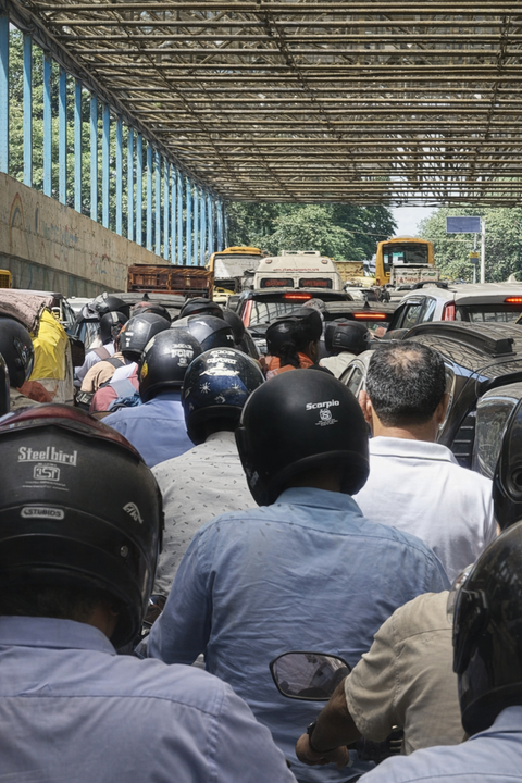 Unannounced student protest on Gurugram’s Sohna Road causes 3-km traffic jam; Ambulance gets stuck for 40 minutes