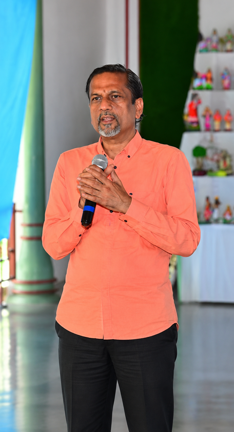 Zoho freezes employee salary hikes as rising AI costs threaten jobs and company finances