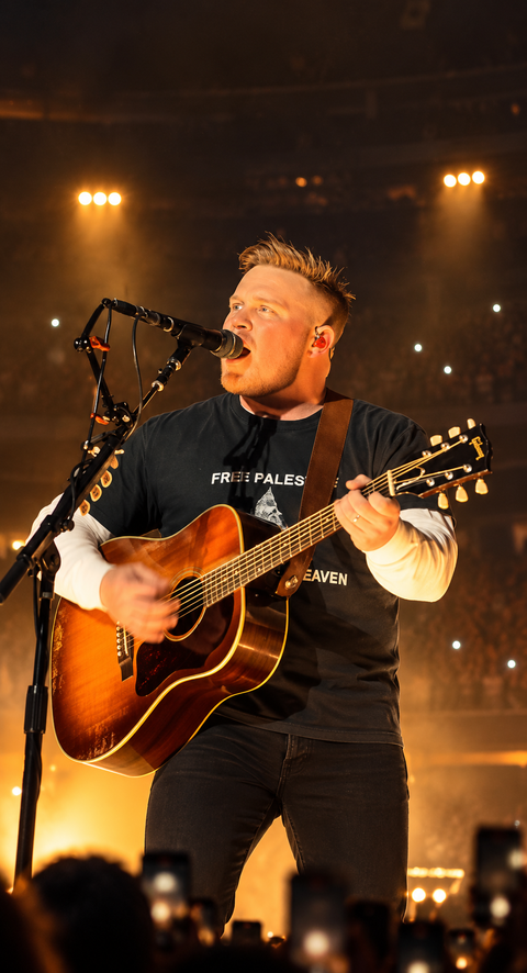 Zach Bryan sets new Gillette Stadium record while wearing ‘Free Palestine’ T-shirt