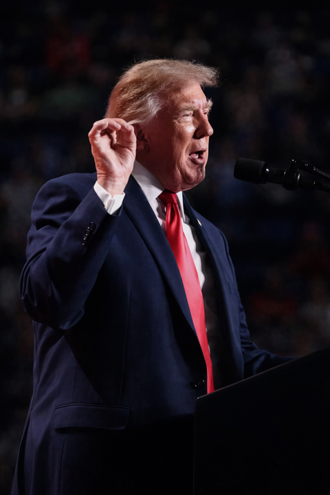 Trump announces pause in Iran strikes as US prepares for crucial midterm elections
