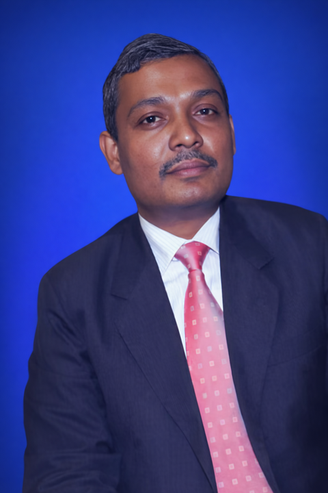 IB Secretary Sanjay Jaju urged Kashmir media organisations to boost their digital presence.