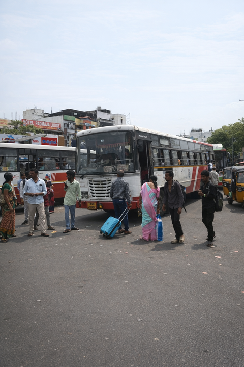 TGSRTC and Hyderabad Metro launch common travel pass for commuters