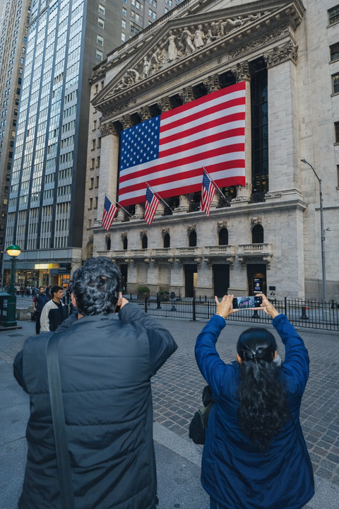 Indians face 30% premium on global exchange-trade fund risking significant losses sses