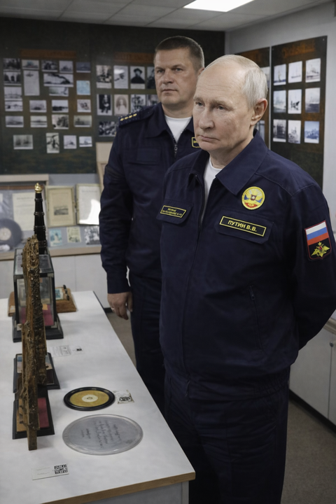 Russia threatens UK with nuclear attack over Kaliningrad TV strike model