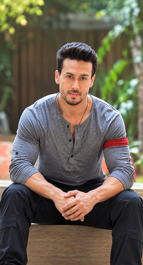 Delhi Police arrest four over firing at Tiger Shroff’s car