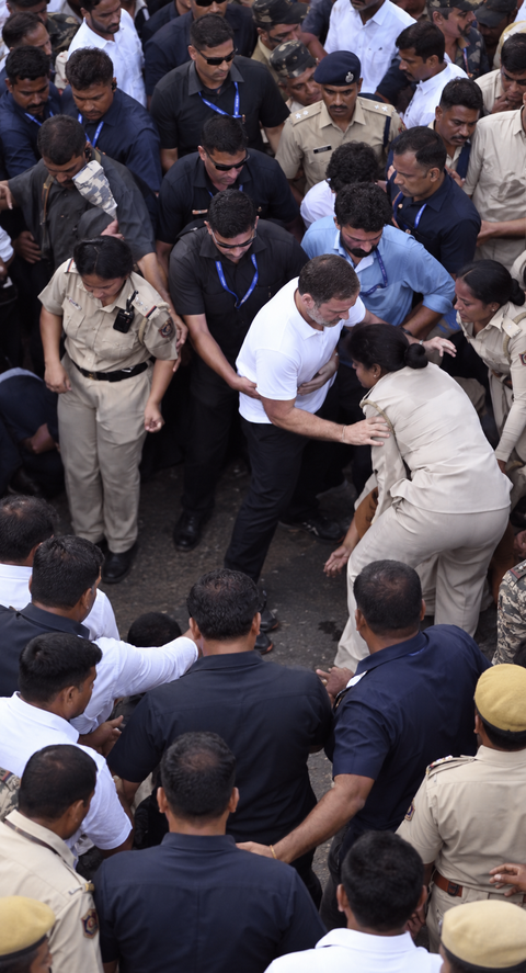 BJP accuses Rahul Gandhi of insulting woman police officer