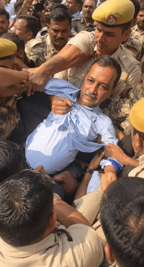 AAP chief Arvind Kejriwal detained outside Delhi home during protest crackdown