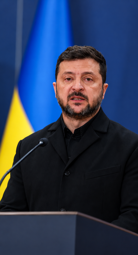 Ukrainian President Zelenskyy says Starlink and Starshield speed limits remain