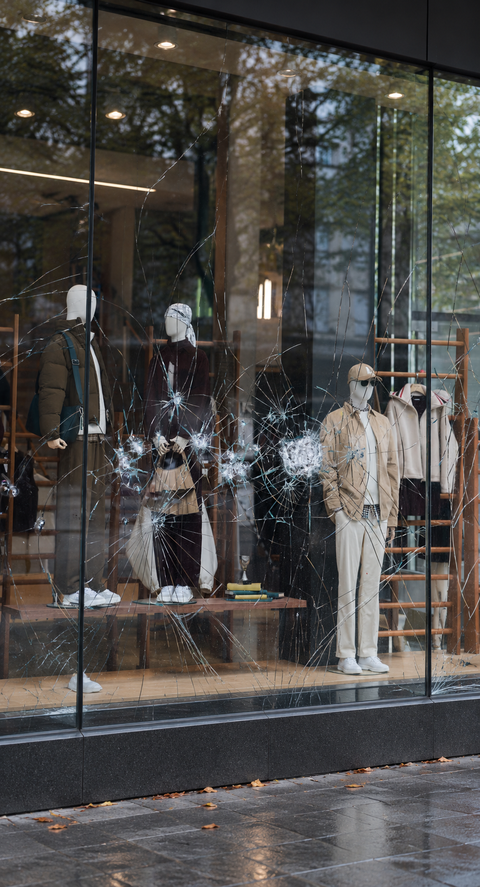 France demands removal of allegedly looted goods listed on resale platforms