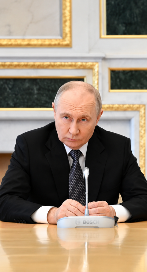 Putin says Russia is ready for talks on final Ukraine deal, not truce