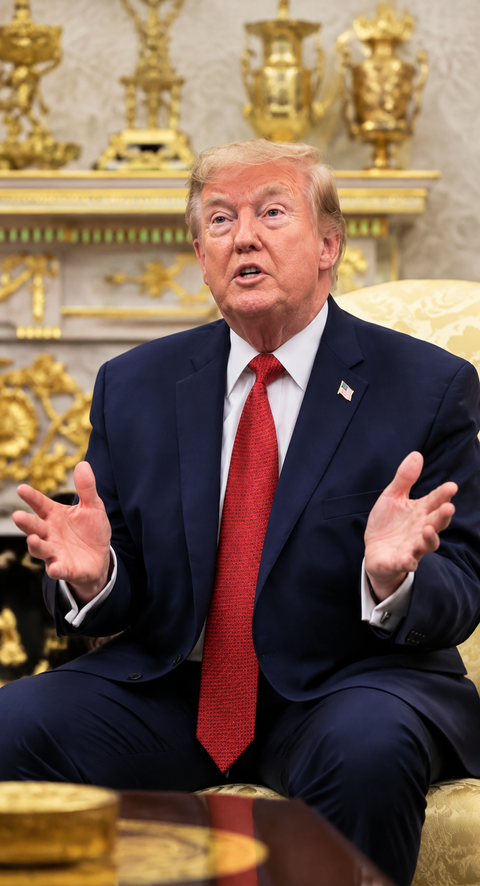 US President Trump says Putin is more eager than Zelenskyy to reach a peace deal