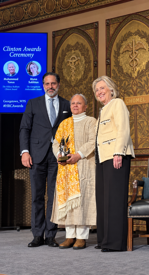 Indian social worker wins Hillary Clinton Award for women’s empowerment in US