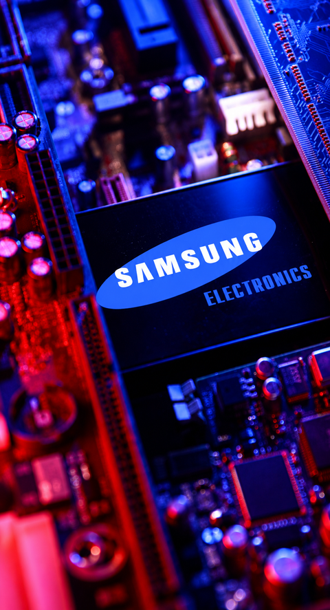 Samsung profit rockets 783% to record high on strong earnings
