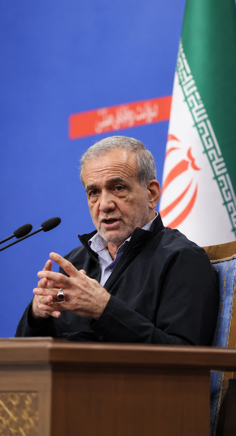 Iran President Pezeshkian says new plan adopted to manage economic pressure